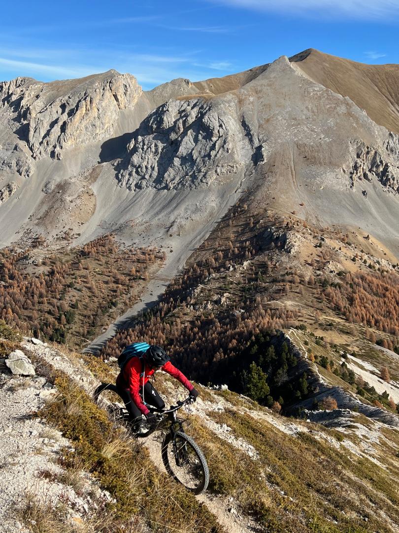 Epingle aérienne de descente sur le col Fromage