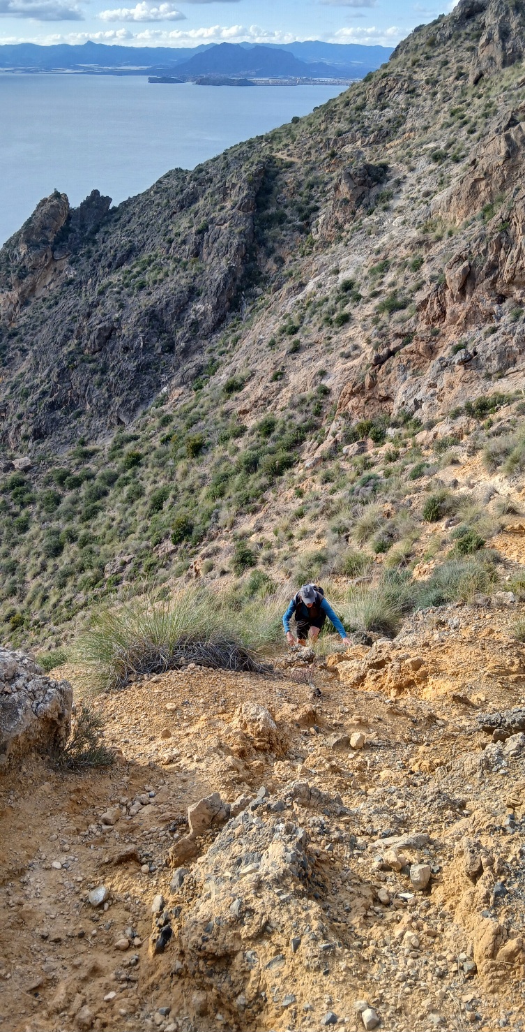 Certains passages très très raides en dessous de 200m.