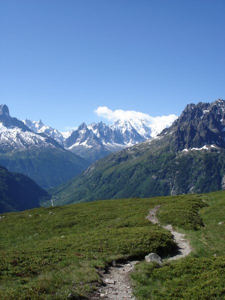 Descente sur la Loriaz : öbut de la descente avec massif du Mt Blanc au fond