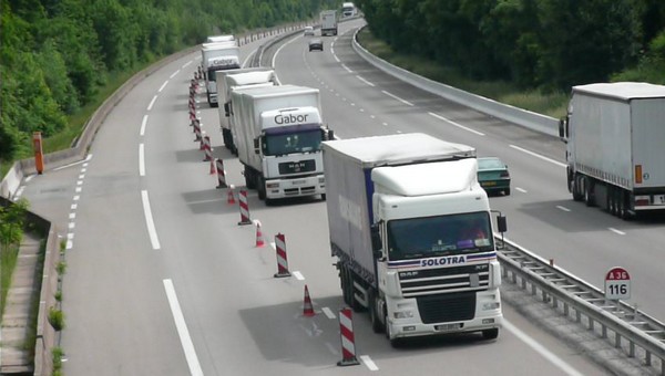 #2 Trop proche de l Trop proche de l'autoroute : C'est un peu le gros défaut du circuit : 4 km à proximité de l'autoroute ... dommage