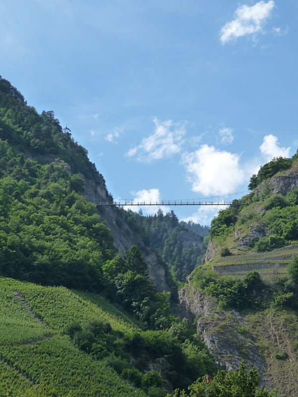 #4 Passerelle à Farinet : La passerelle au dessus des gorges Passerelle à Farinet : La passerelle au dessus des gorges