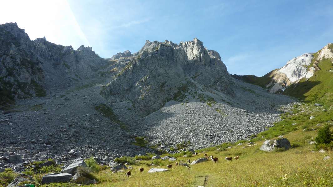 La Montagne : col des Chamois à gauche et col de la Grande Pierre à droite