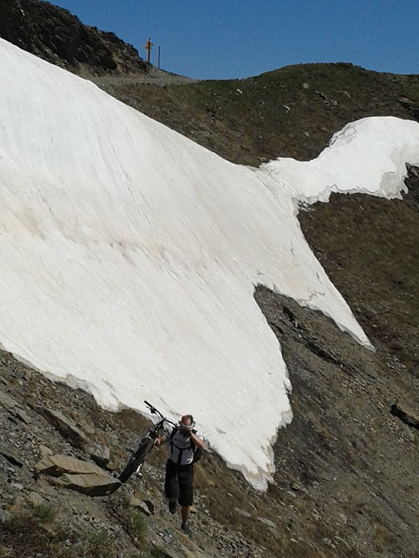 Sortie VDM-alpiniste ! : Qui a dit que les crampons n'étaient pas nécessaire?