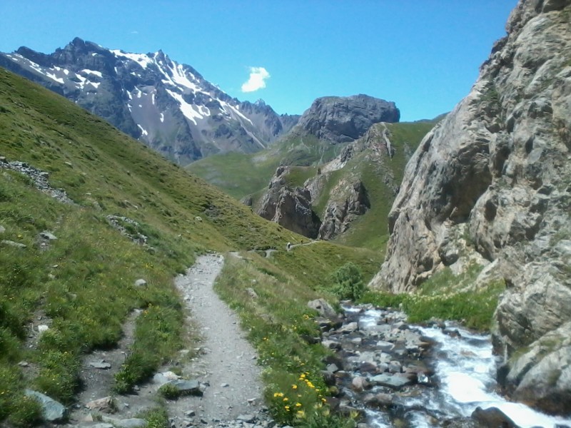 Arrivée sur l'Alpe du Lauzet : C'est pourri j'vous dit ! faut pas y aller !