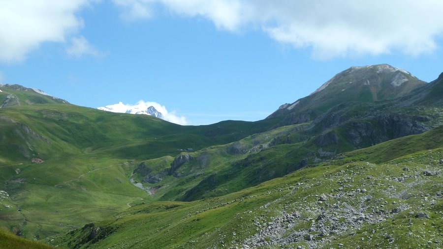 Objectif : Le Petit Mont-Blanc se montre et grande casse derrière aussi