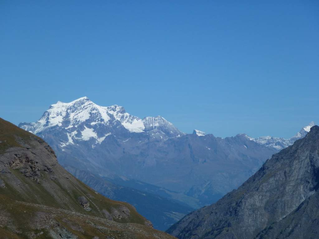 Grand Combin : Grand Combin de l'autre coté du Val d'Aoste