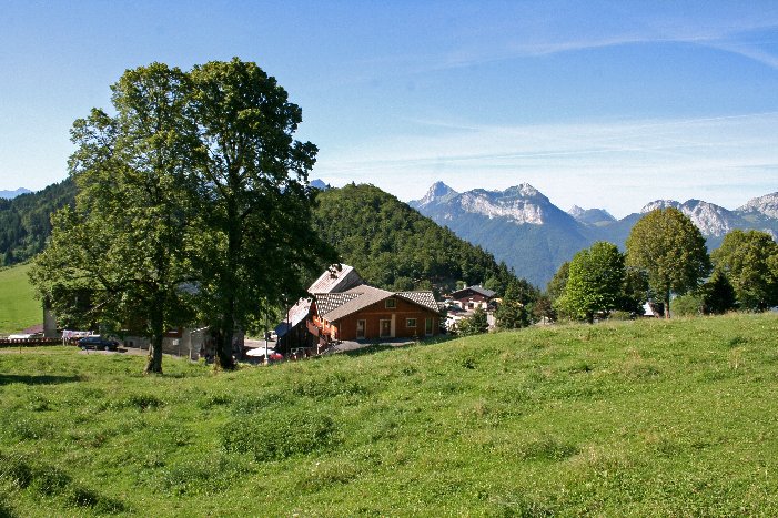 #3 col de la Forclaz : le col : haut lieu du parapente col de la Forclaz : le col : haut lieu du parapente