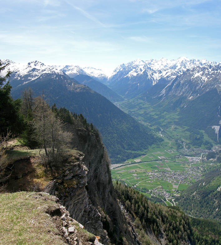 Vue plongeante sur Vollèges et le Val ferret suisse