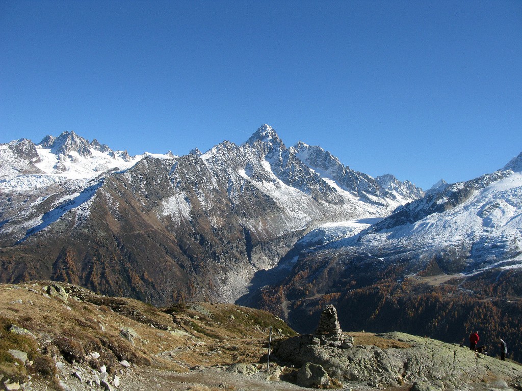 Glaciers du Tour et d'Argentière avec l'aiguille du Chardonnet au centre