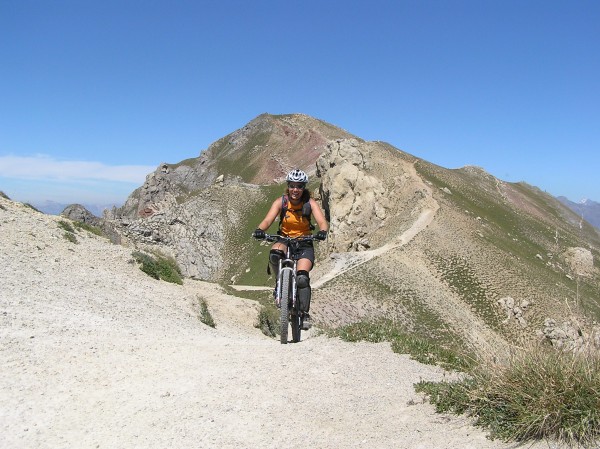 #9 Maud : Même à la descente faut pédaler un peu ! Maud : Même à la descente faut pédaler un peu !