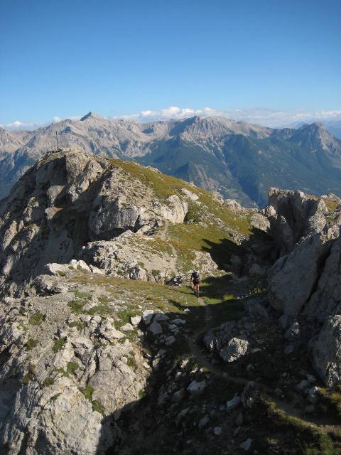 Croix d'Aquila : On y est presque, mais gare à ne pas tomber.