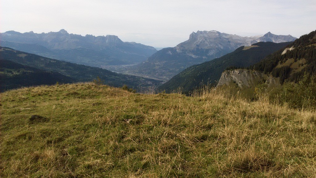 Vue sur la vallée de l'Arve depuis le Mont Truc