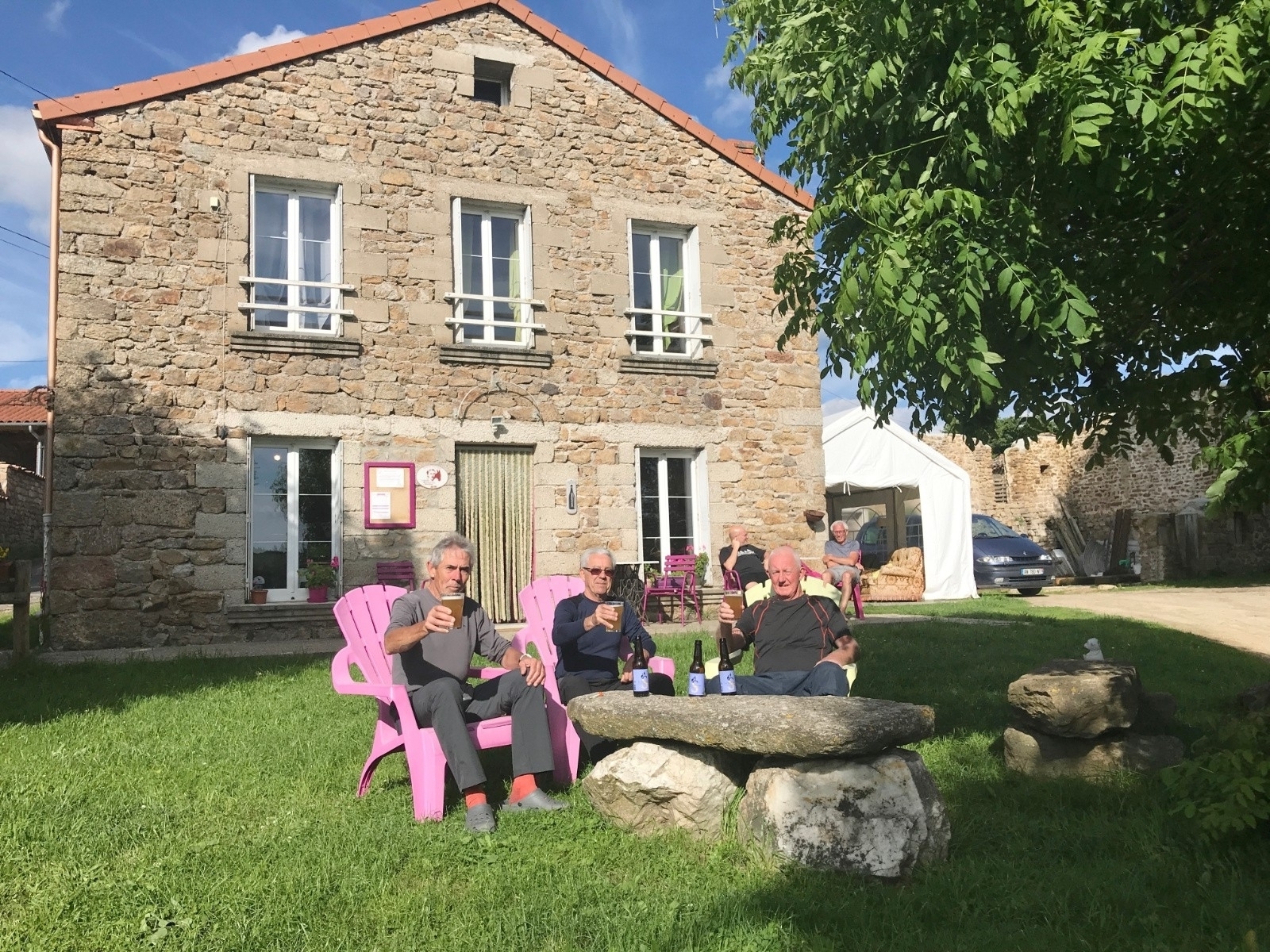 #19 Apéro à la "Stevenson" au gîte de Brugeyrolles ... Apéro à la \