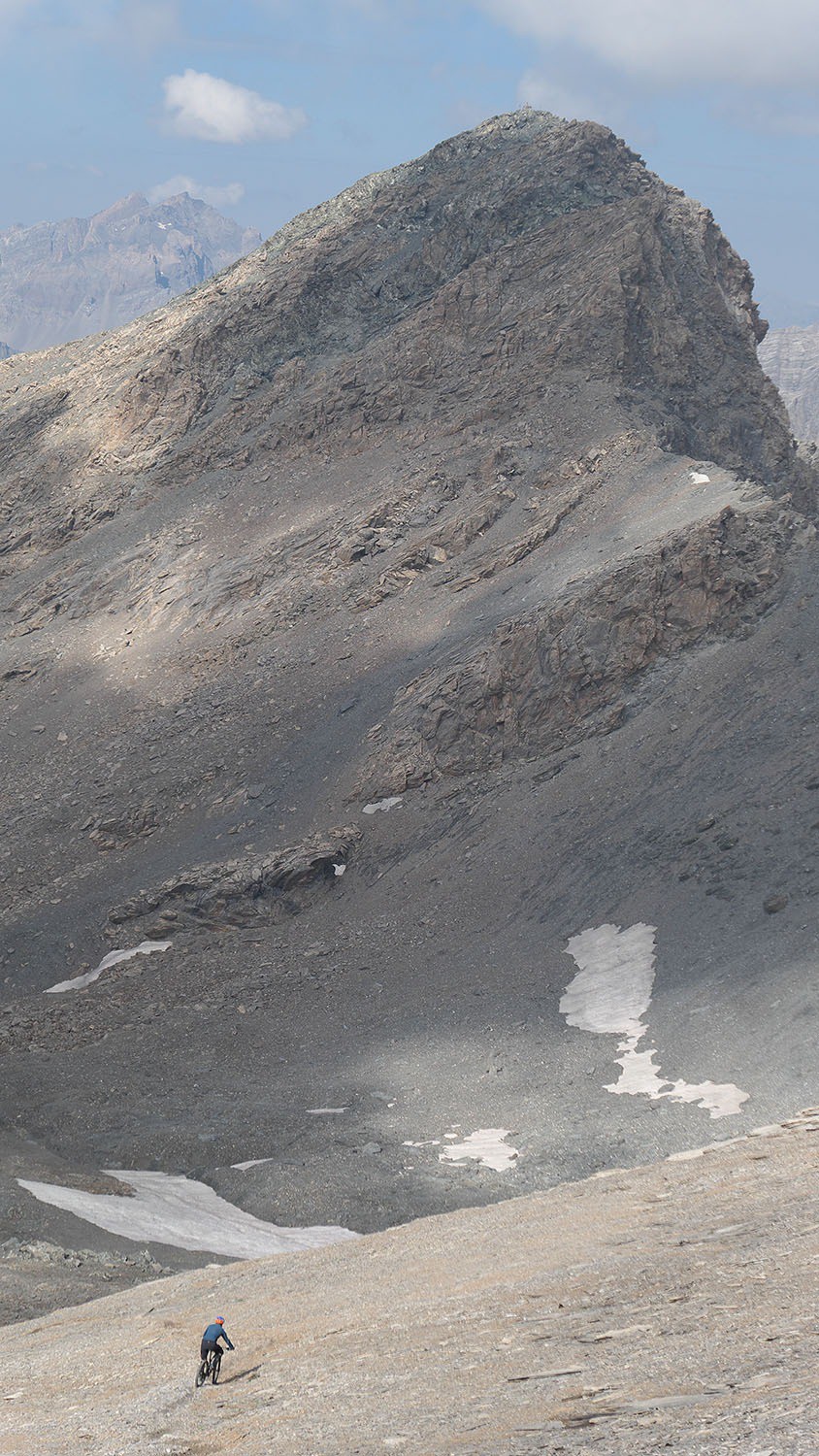 Dans la descente du Mont de Salsa, le sommet suivant est dans dans le viseur...
