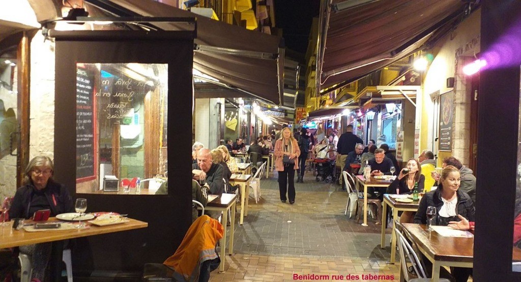 #1 Benidorm bonne ambiance à cette saison Benidorm bonne ambiance à cette saison