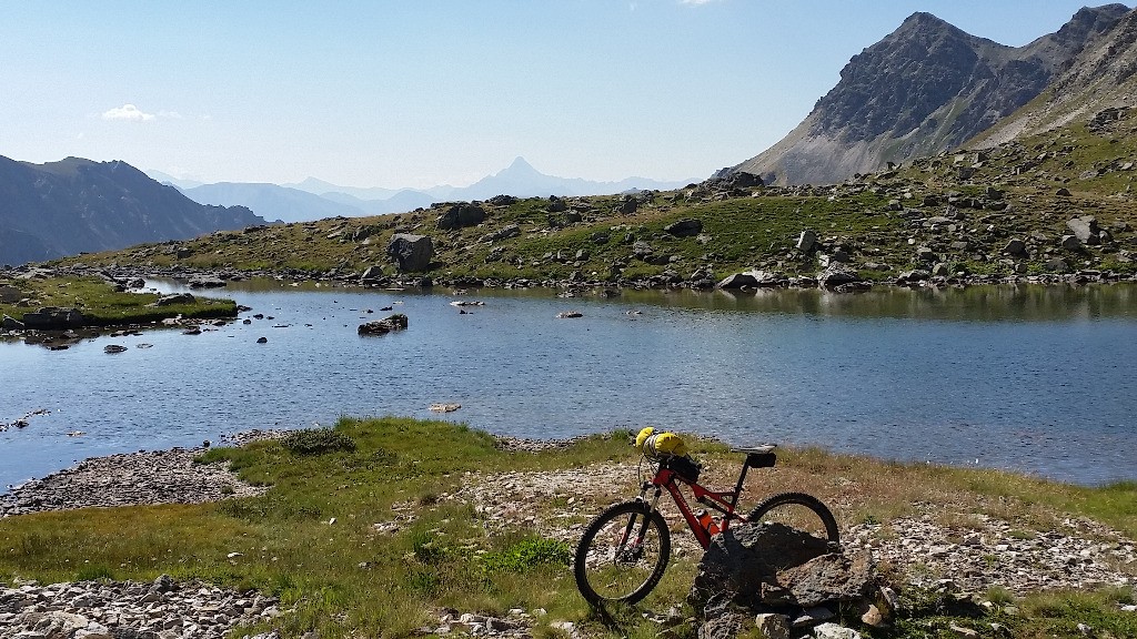 #12 Lac Chatelard Lac Chatelard