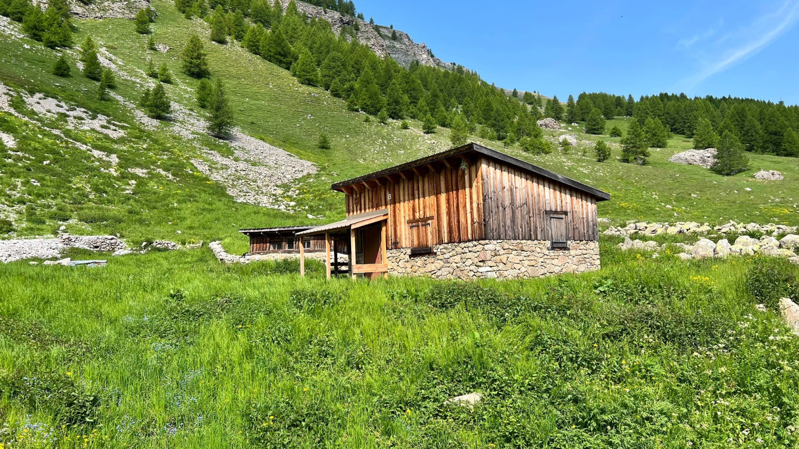 #9 La cabane de Valplane La cabane de Valplane