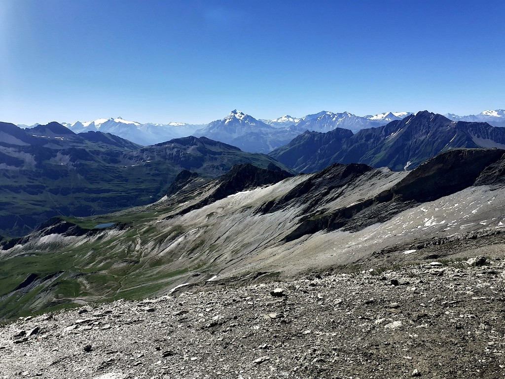 Vue sur les sommets de la Vanoise 