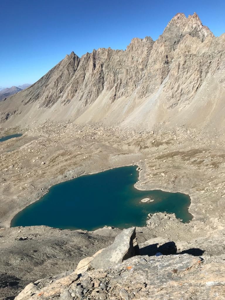 #8 Lac des Neuf Couleurs et Aiguilles de Chambeyron. Lac des Neuf Couleurs et Aiguilles de Chambeyron.
