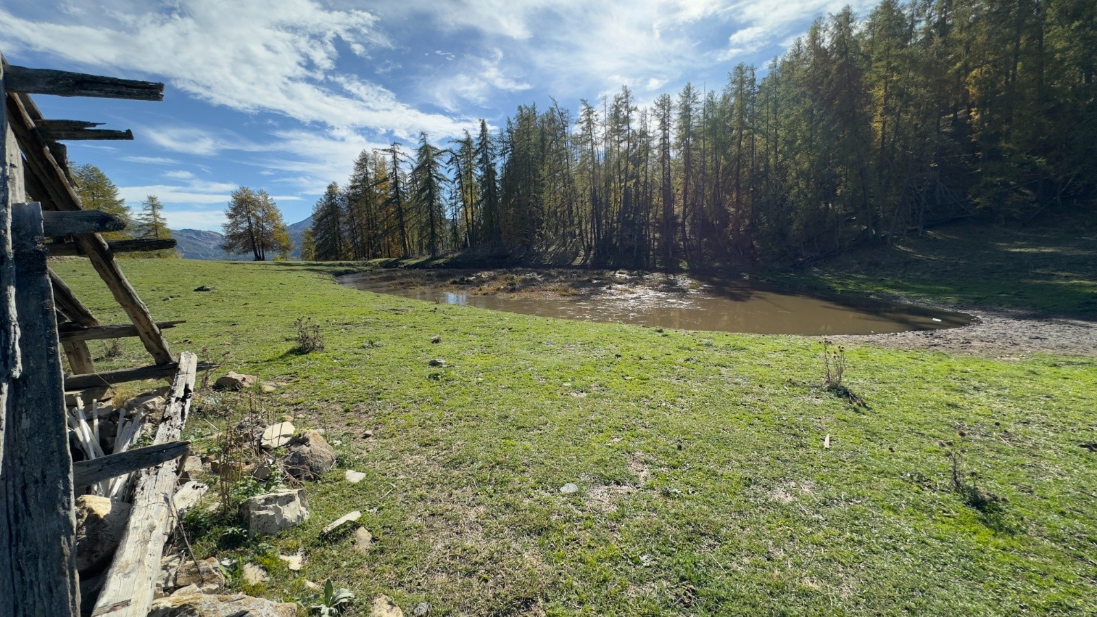 #7 Lac des grenouilles pris de la cabane du sui Lac des grenouilles pris de la cabane du sui