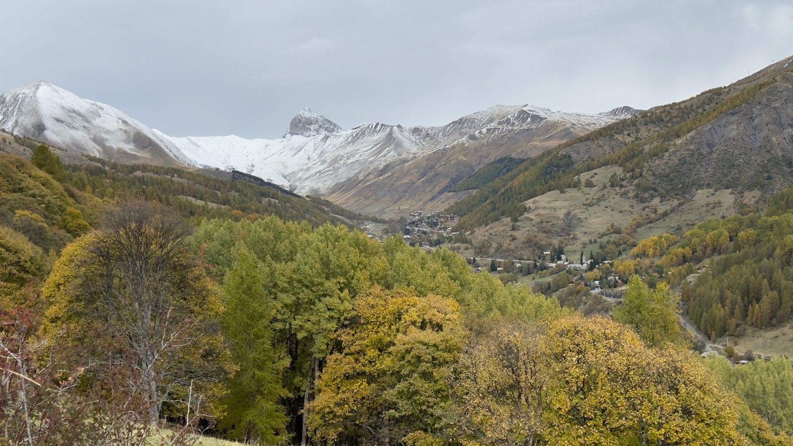 #5 La neige se rapproche de plus en plus de la Foux La neige se rapproche de plus en plus de la Foux