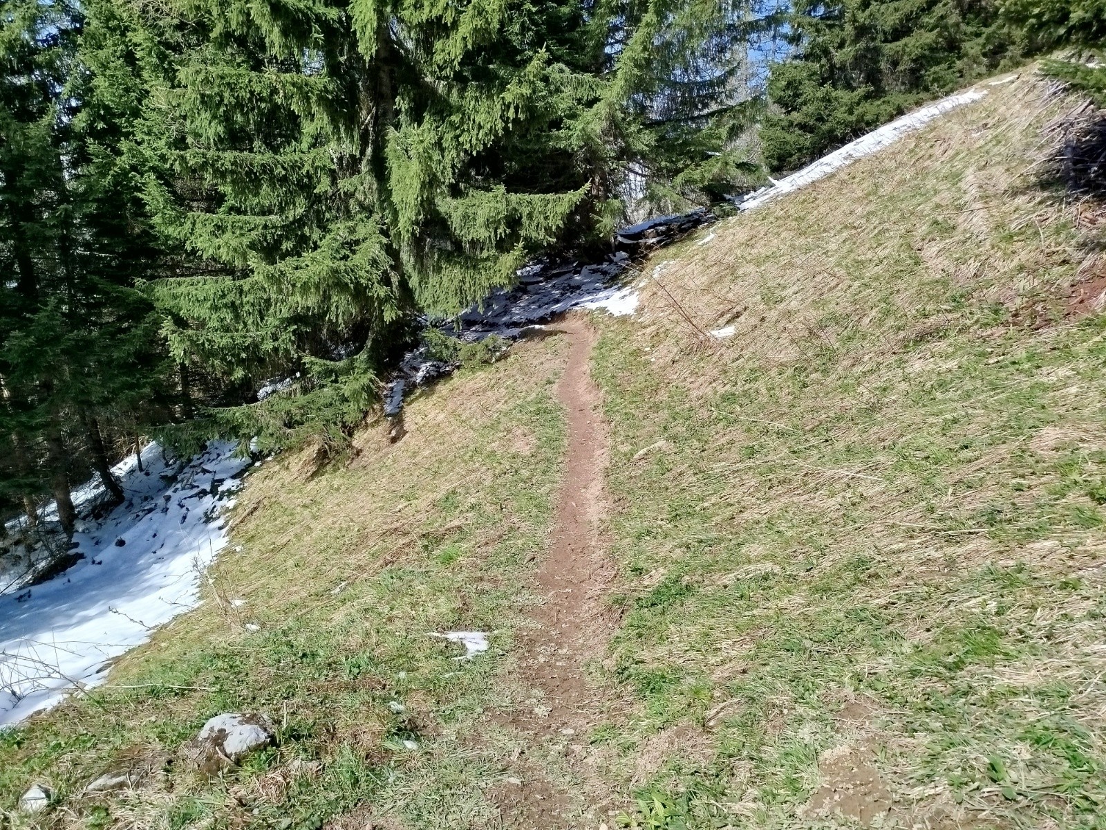  Départ du sentier des Harkis 