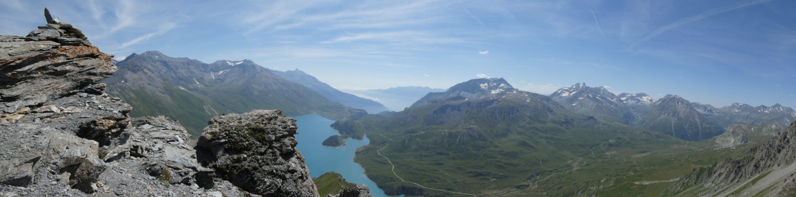 Panorama sommital sur le lac, Ambin et l'Italie