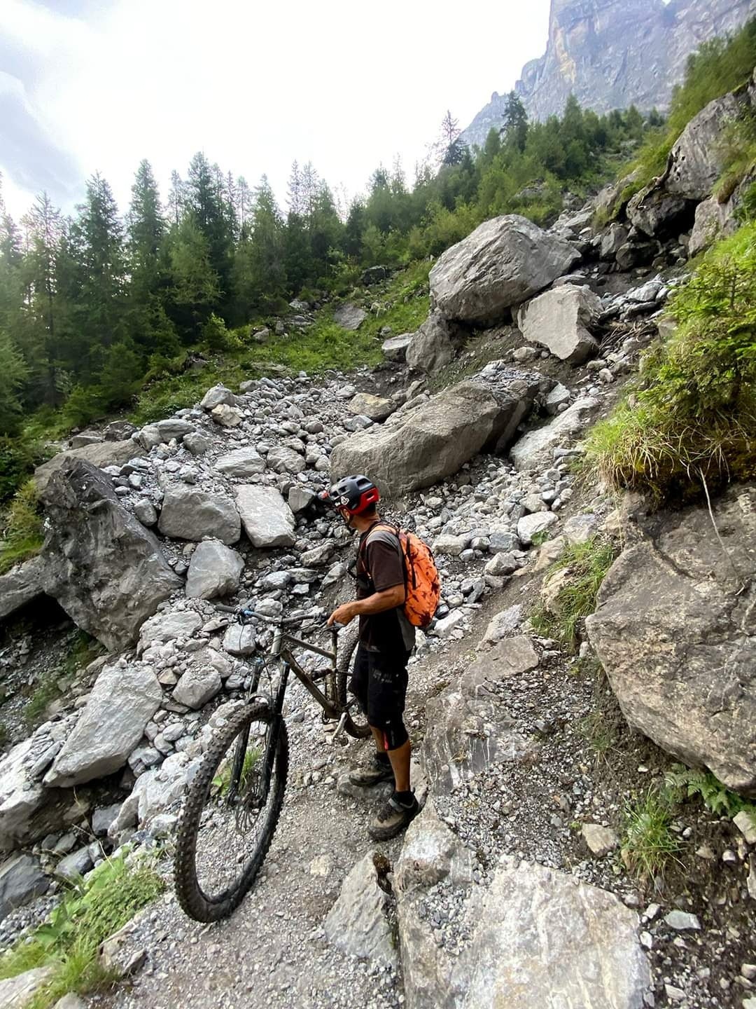  Tous les passages d'eau ont été détruits par un orage !