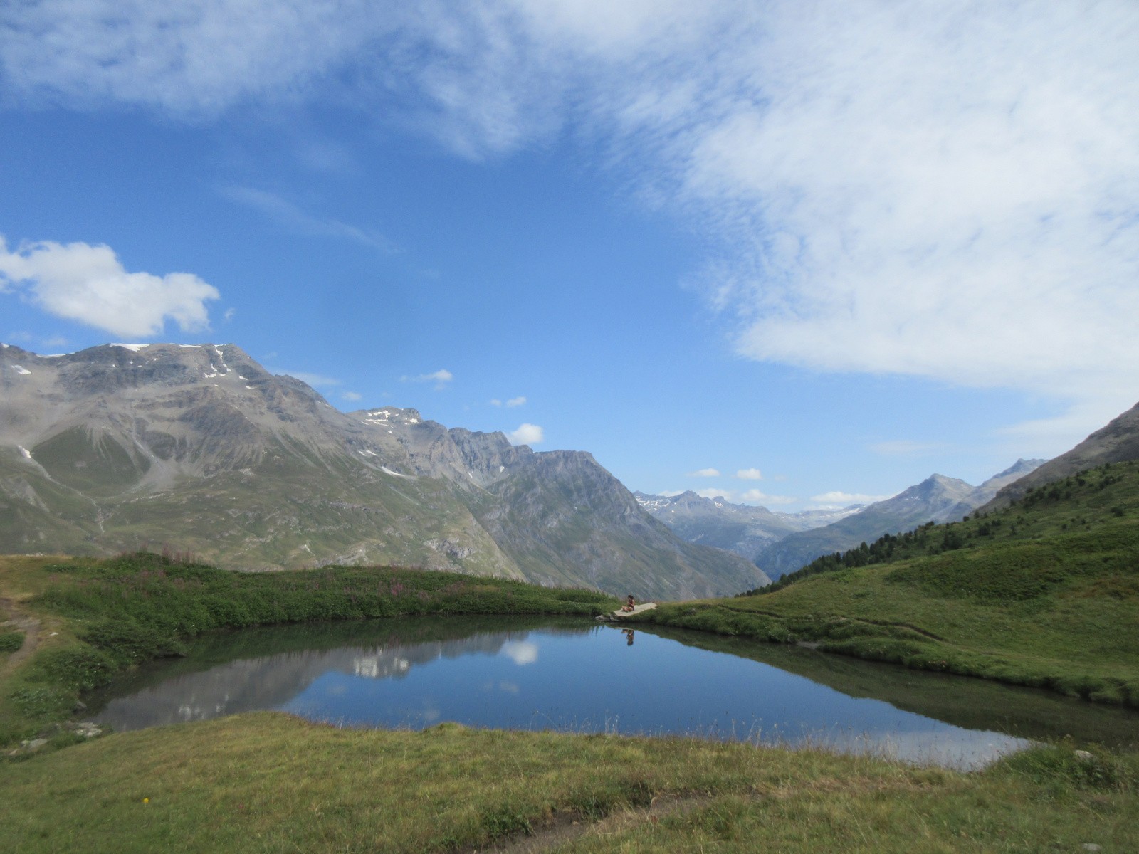 Lac de l'Arcelle bien agréable quasi seul