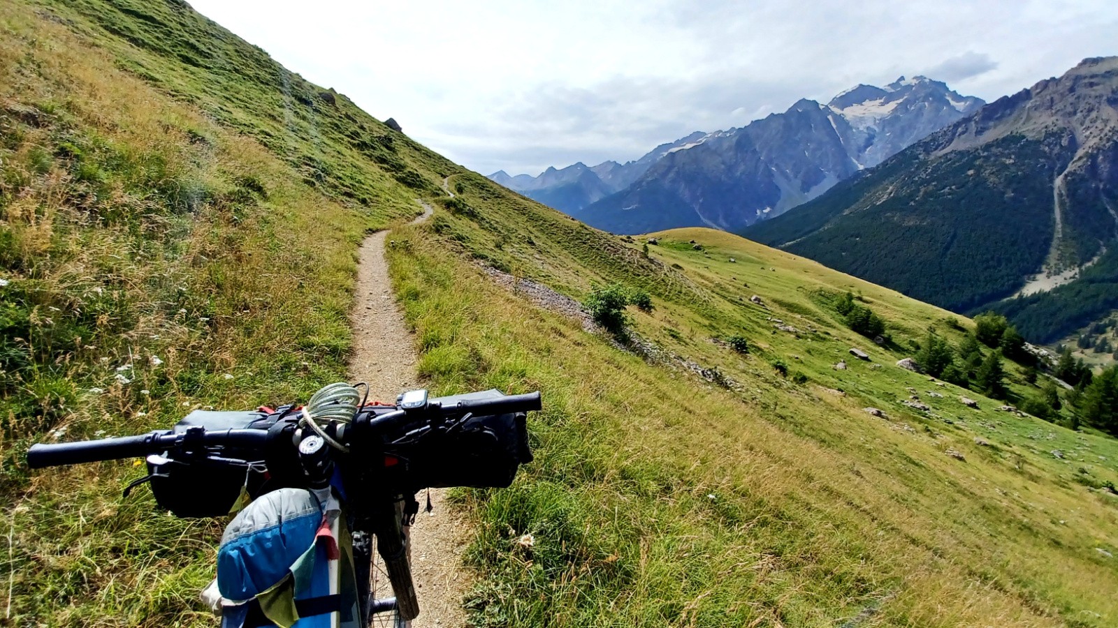 Sur le Chemin du Roy (couloir Davin bien sec...). 