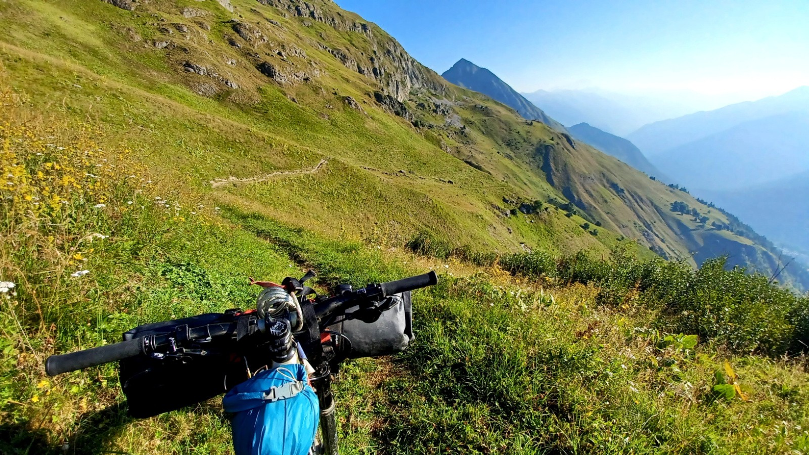 Sur le sentier Orgentil - Gollet.  