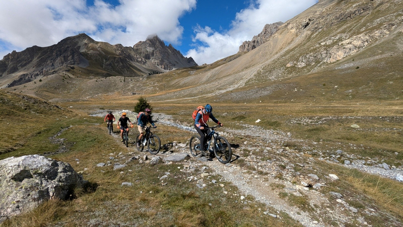 Tête de Viraysse dans le rétro 