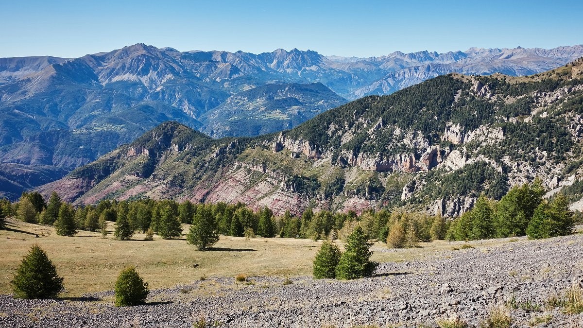 Au début de la descente de la Baisse de Barrot