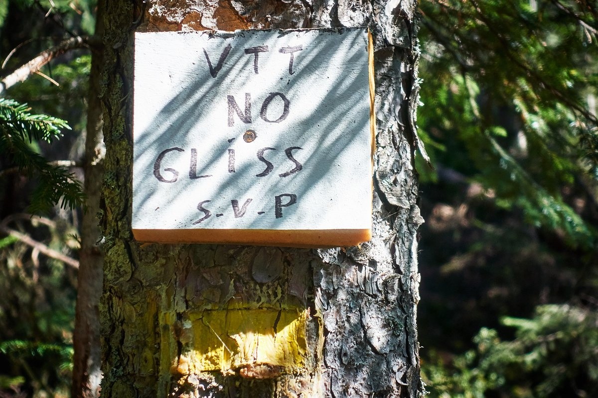 Un sentier nouvellement élargi dans le vallon de Challandre