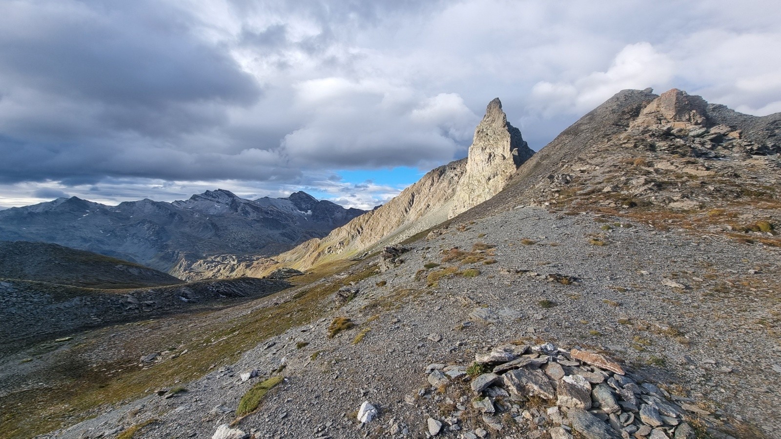 Tête des Toilies depuis le Col Blanchet 