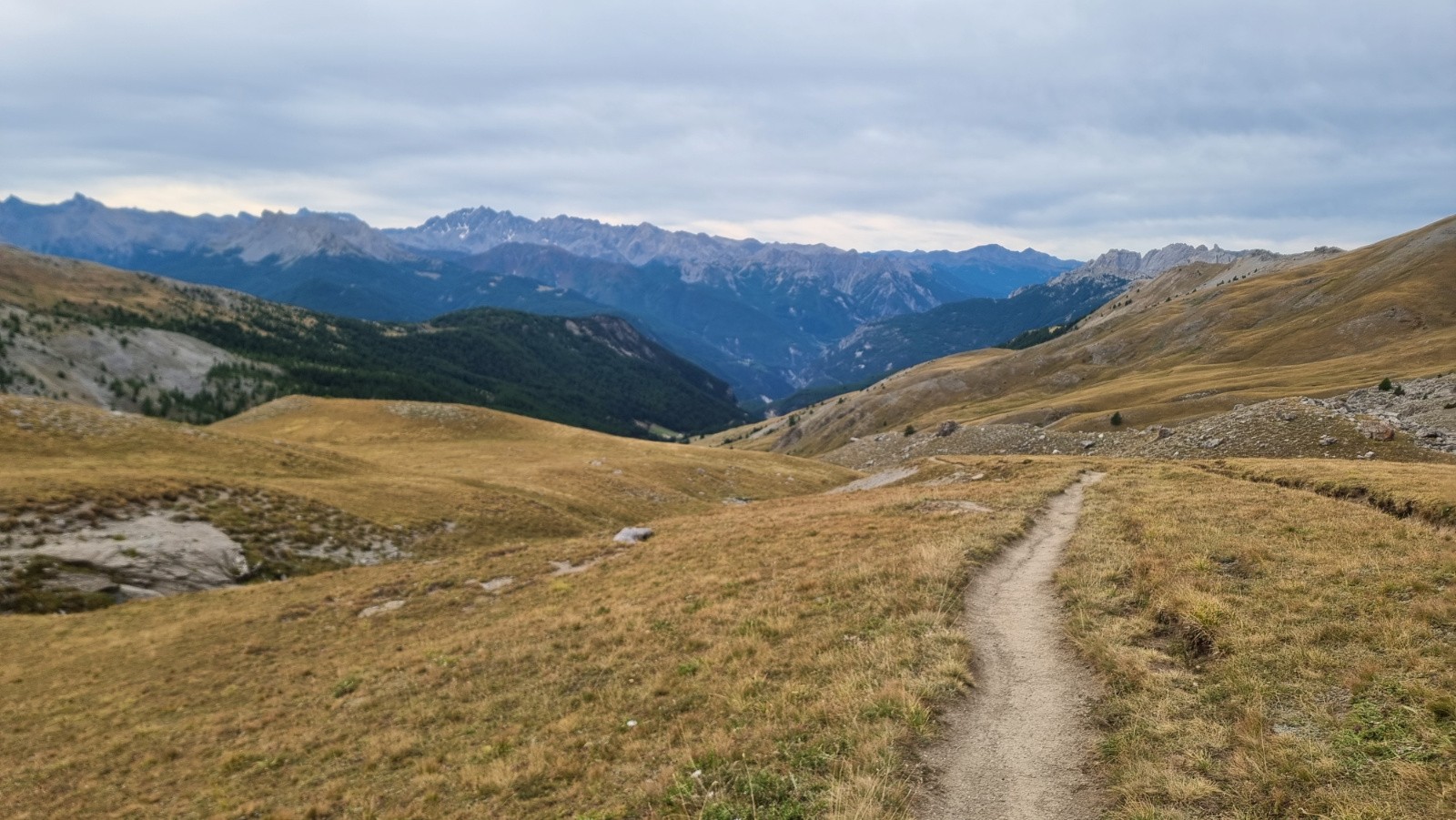  Délicieuse descente du Col de Péas 