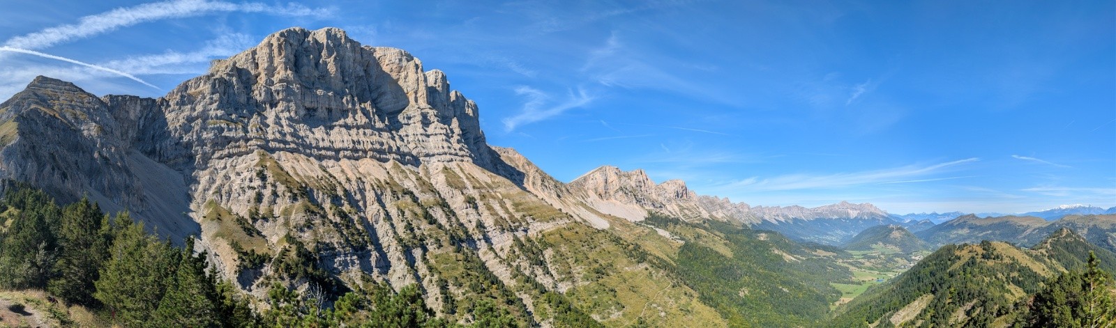  Pas mal aussi la vue côté balcon Est