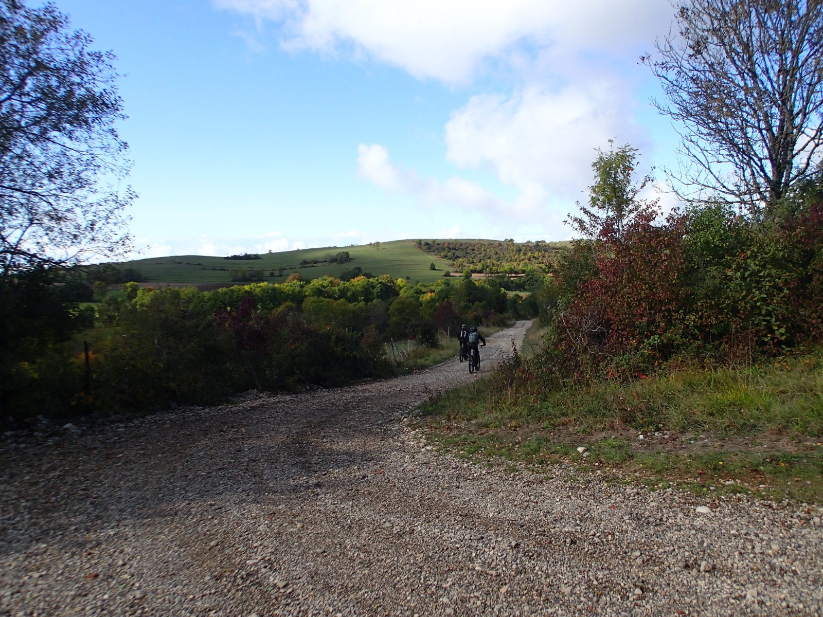 Large piste roulante vers Innimond...