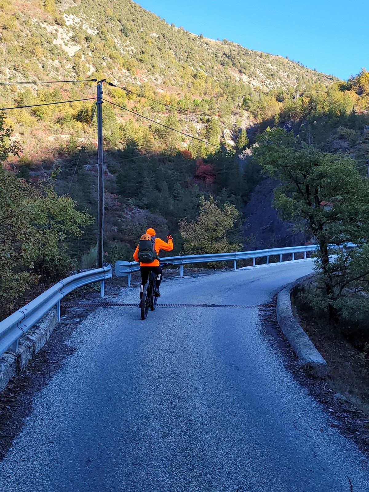 il fait pas chaud à l'ombre 