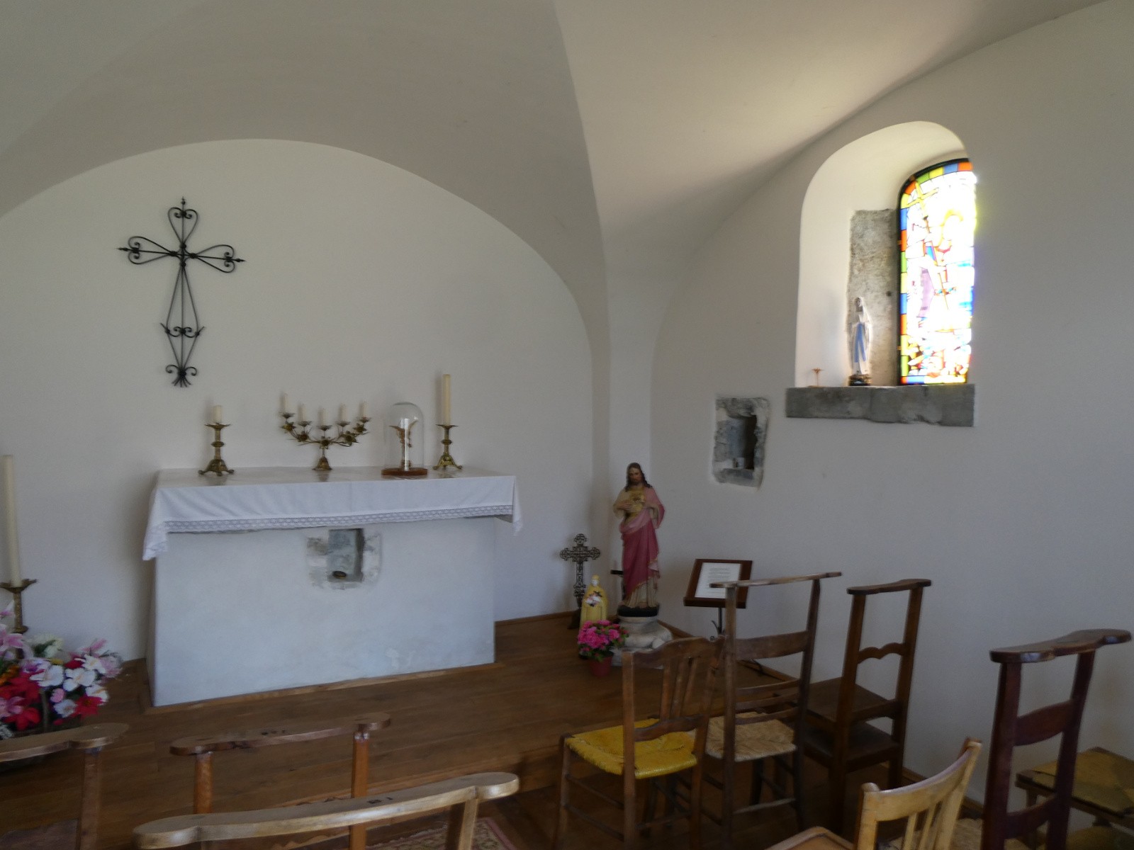 #3 Intérieur de la chapelle Intérieur de la chapelle