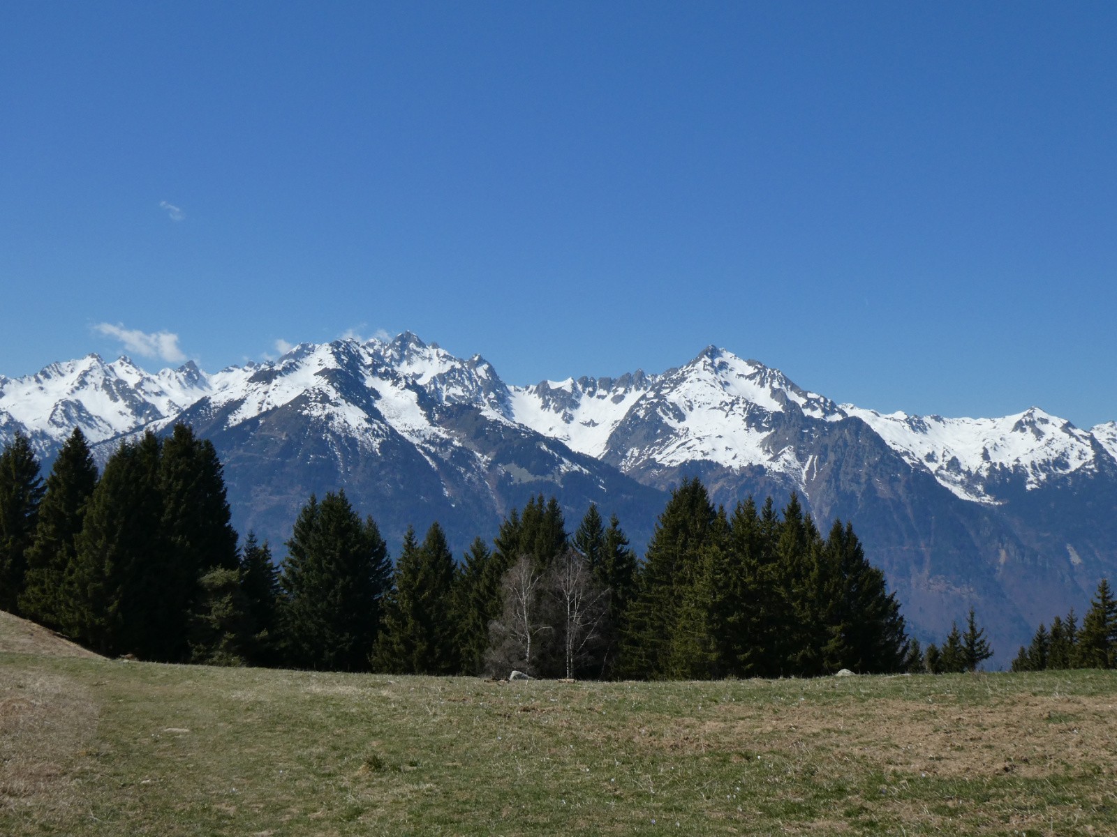 #6 Au chalet du mĂ©lĂšze face au FrĂȘne t au Grand Miceau Au chalet du mĂ©lĂšze face au FrĂȘne t au Grand Miceau