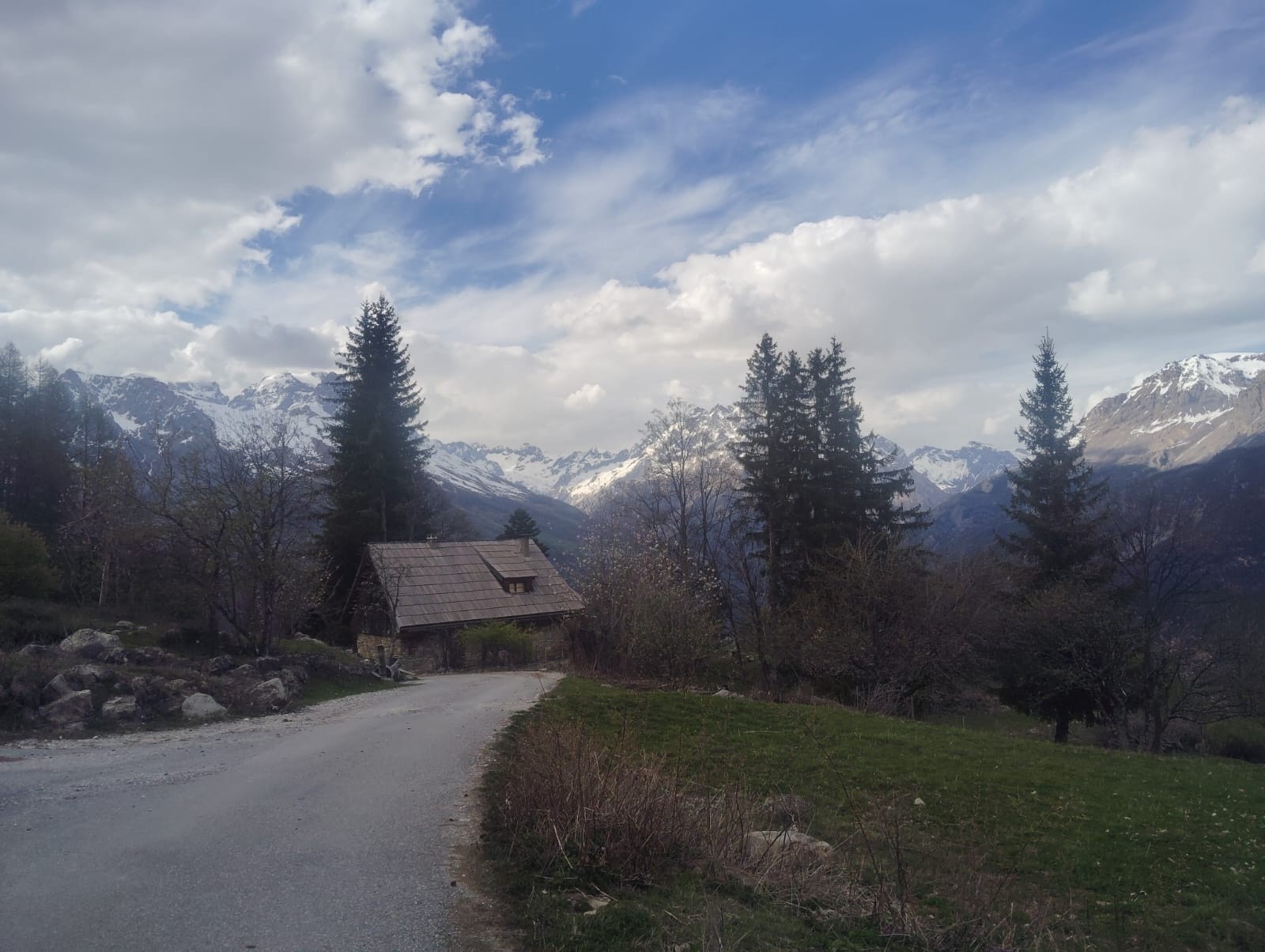 Montée au col de la Pousterle, vue sur les écrins