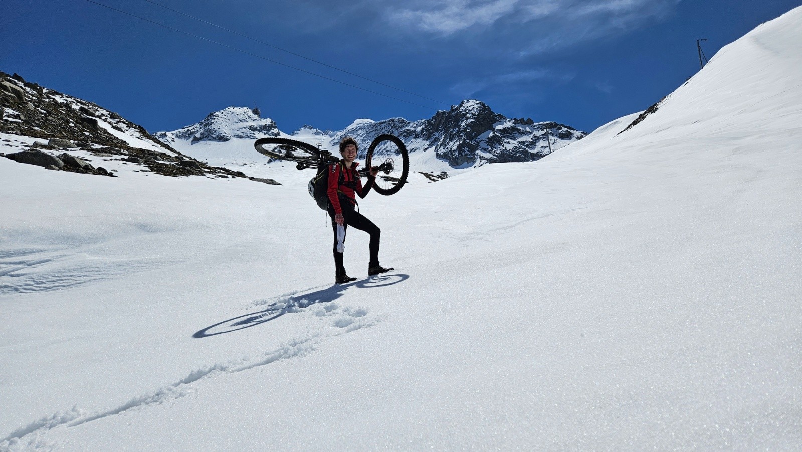 Portage sur la piste de ski.