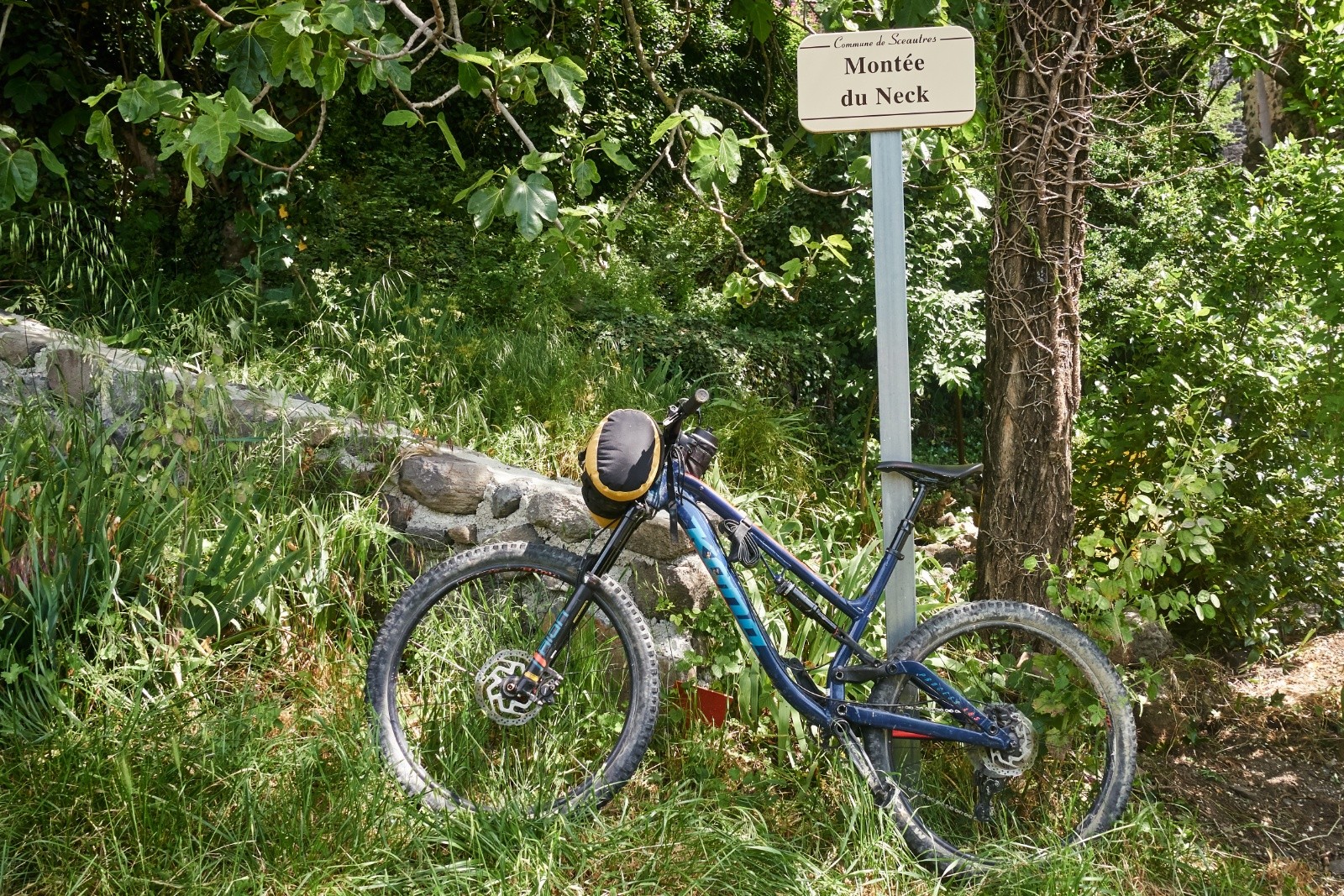 #28 Je ne pratique pas le trial, j Je ne pratique pas le trial, j'irai donc à pied. C'est sympa aussi !