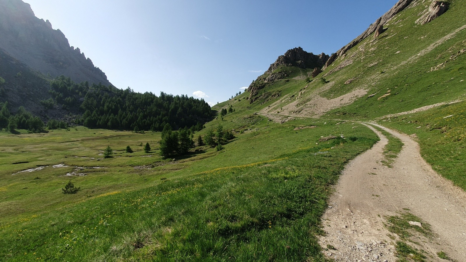 Piste avant col Lauzet