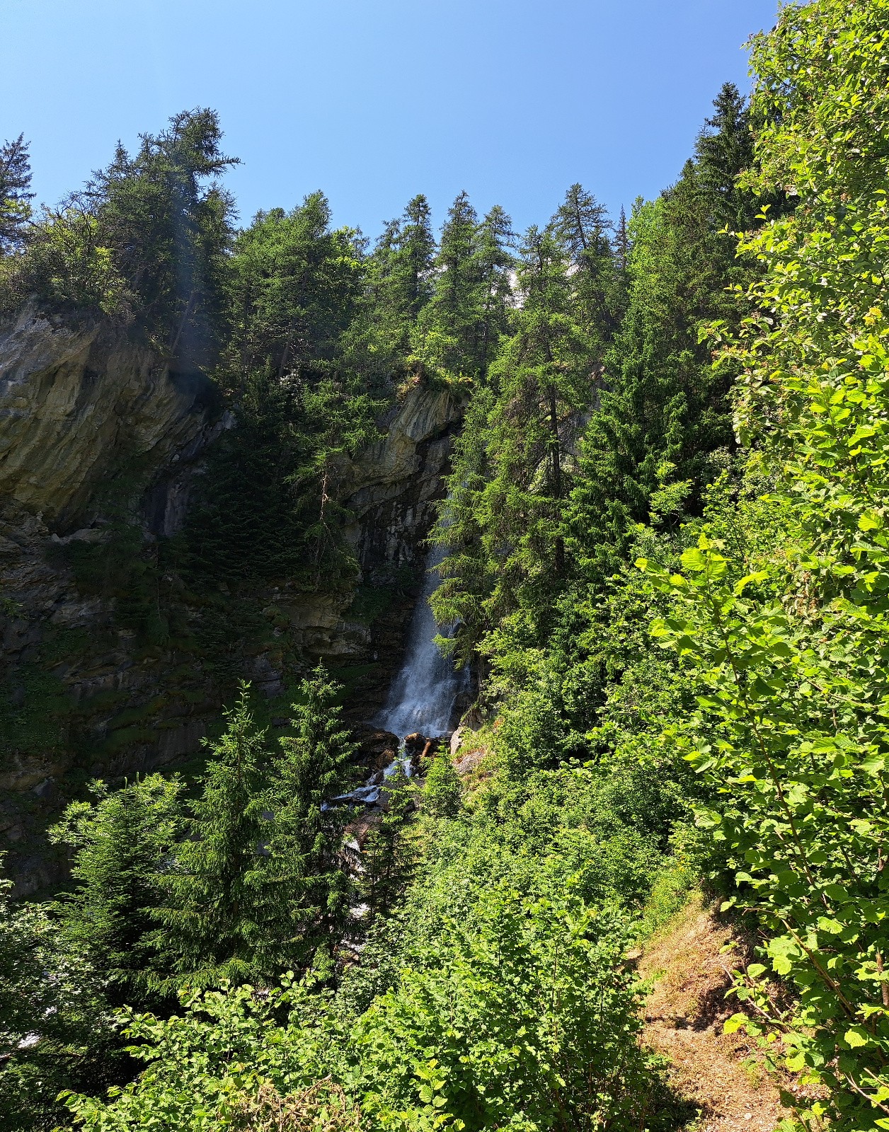 Cascade du Pis