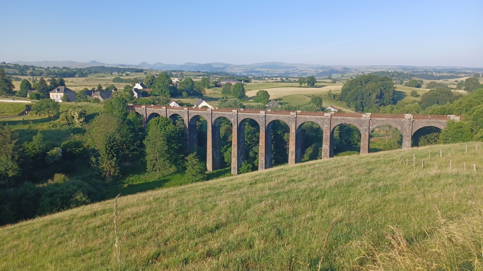 #16 Viaduc de Lugarde. Viaduc de Lugarde.