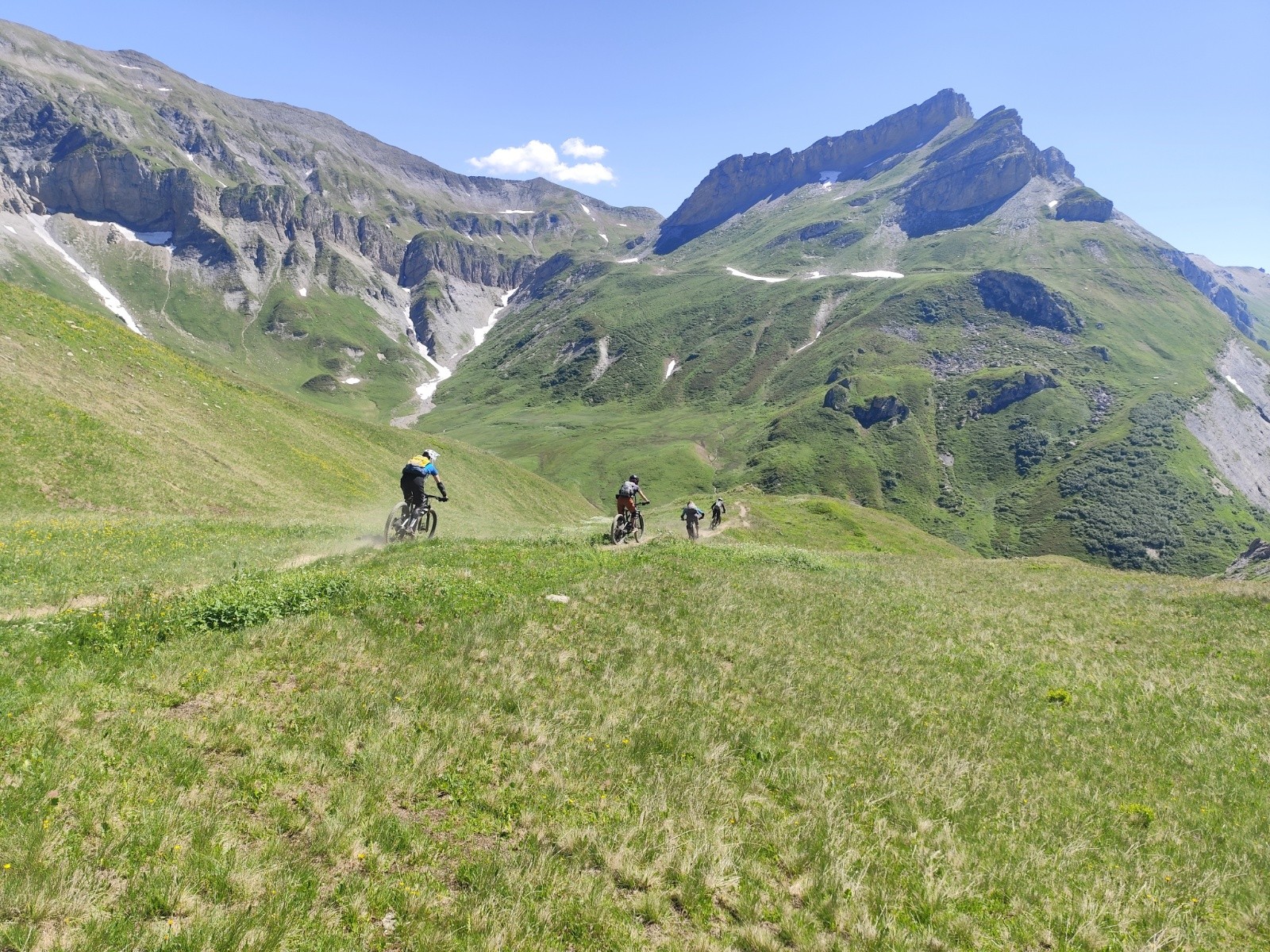  Descente vers le pas du cure