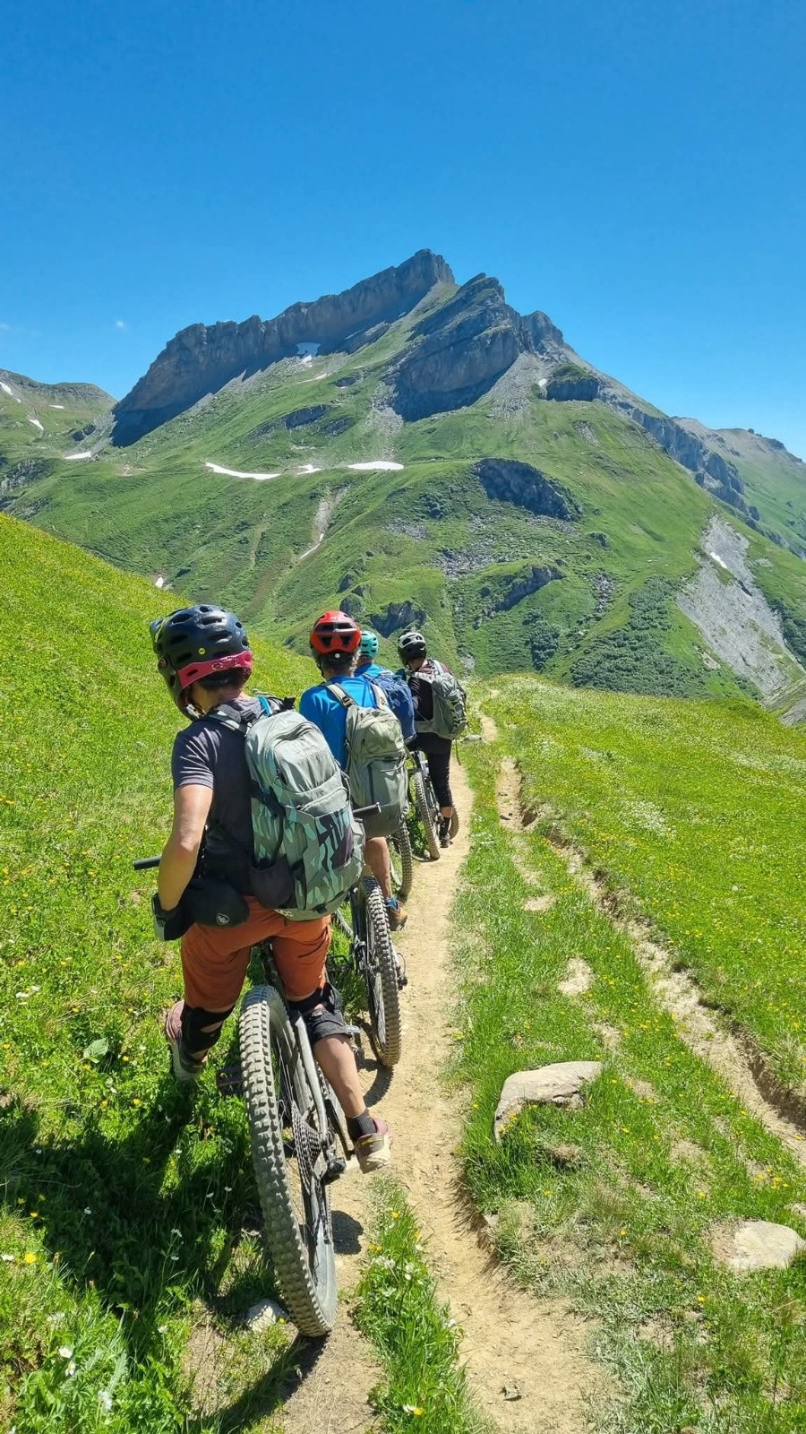  Montée vers le col de la sauce