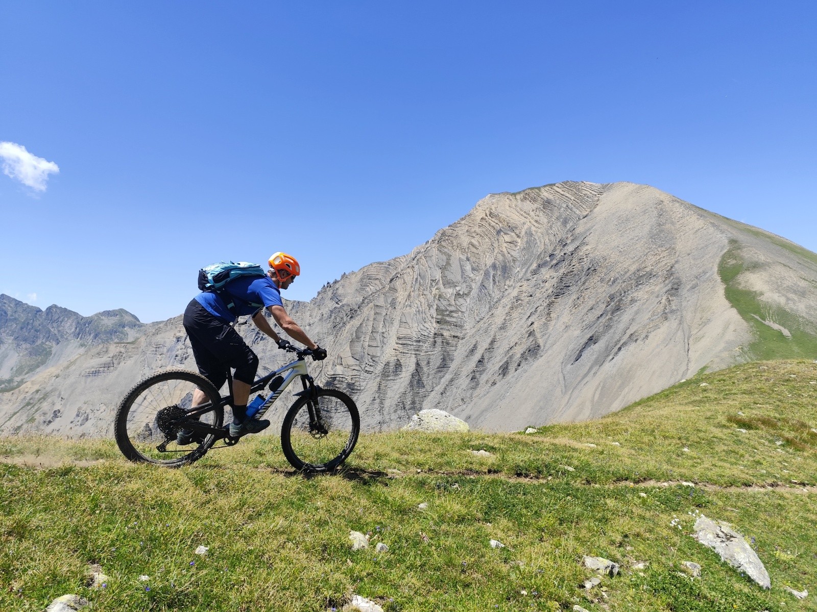  Bastien sous les aiguillettes 